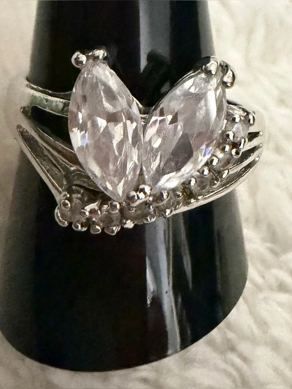 Silver-Tone White Crystal Marquise Statement Ring sz 9